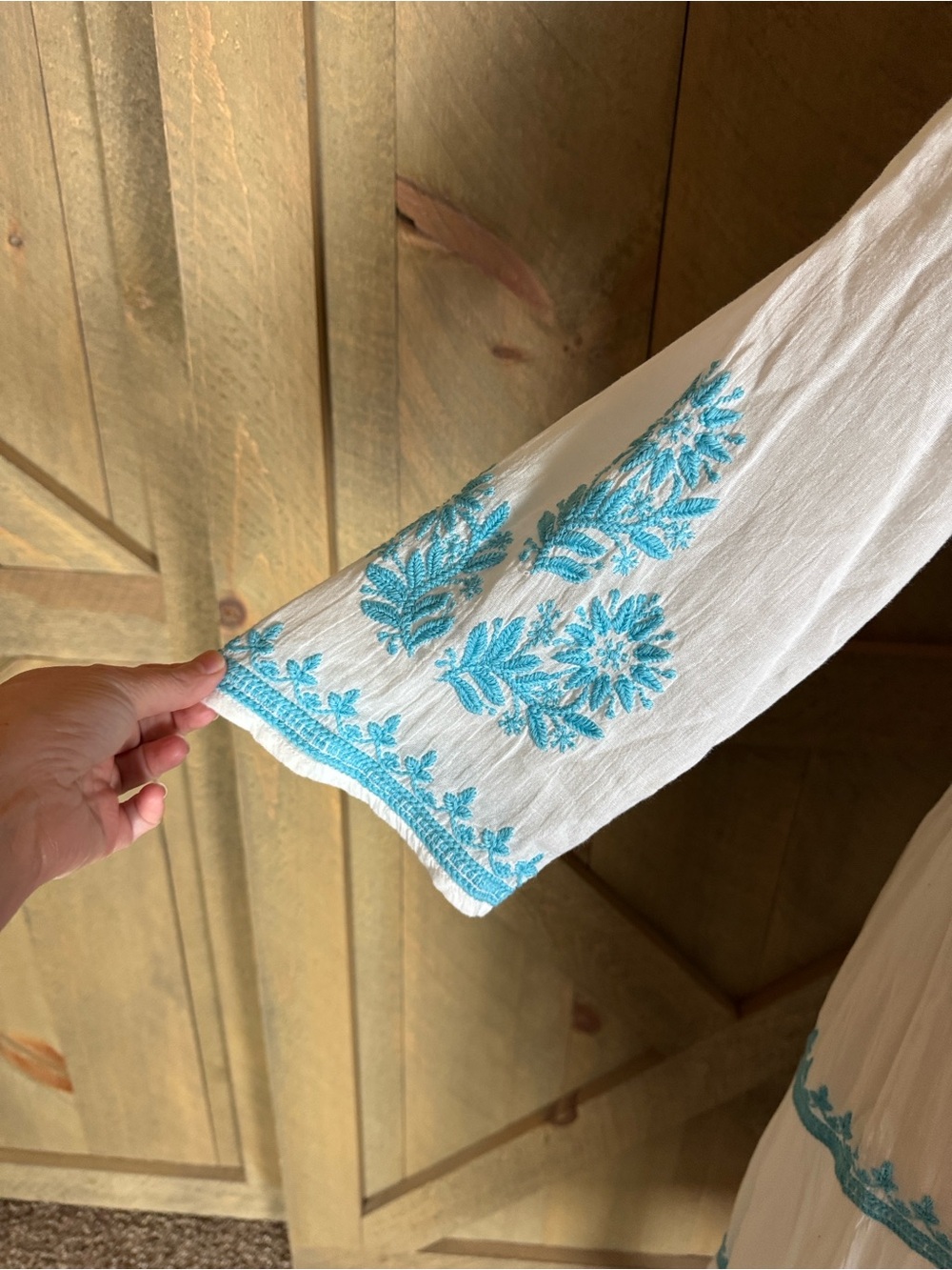 Soft Surroundings Juniper white gauze dress with aqua embroidery Size Small - Picture 12 of 16